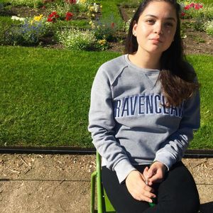 Meet your Posher, Leslie